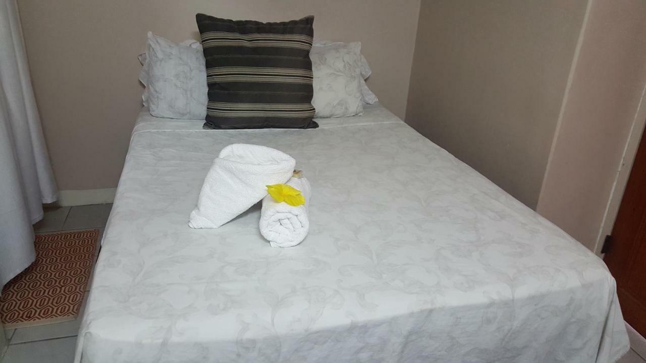 Rainbow Inn Grenville ภายนอก รูปภาพ