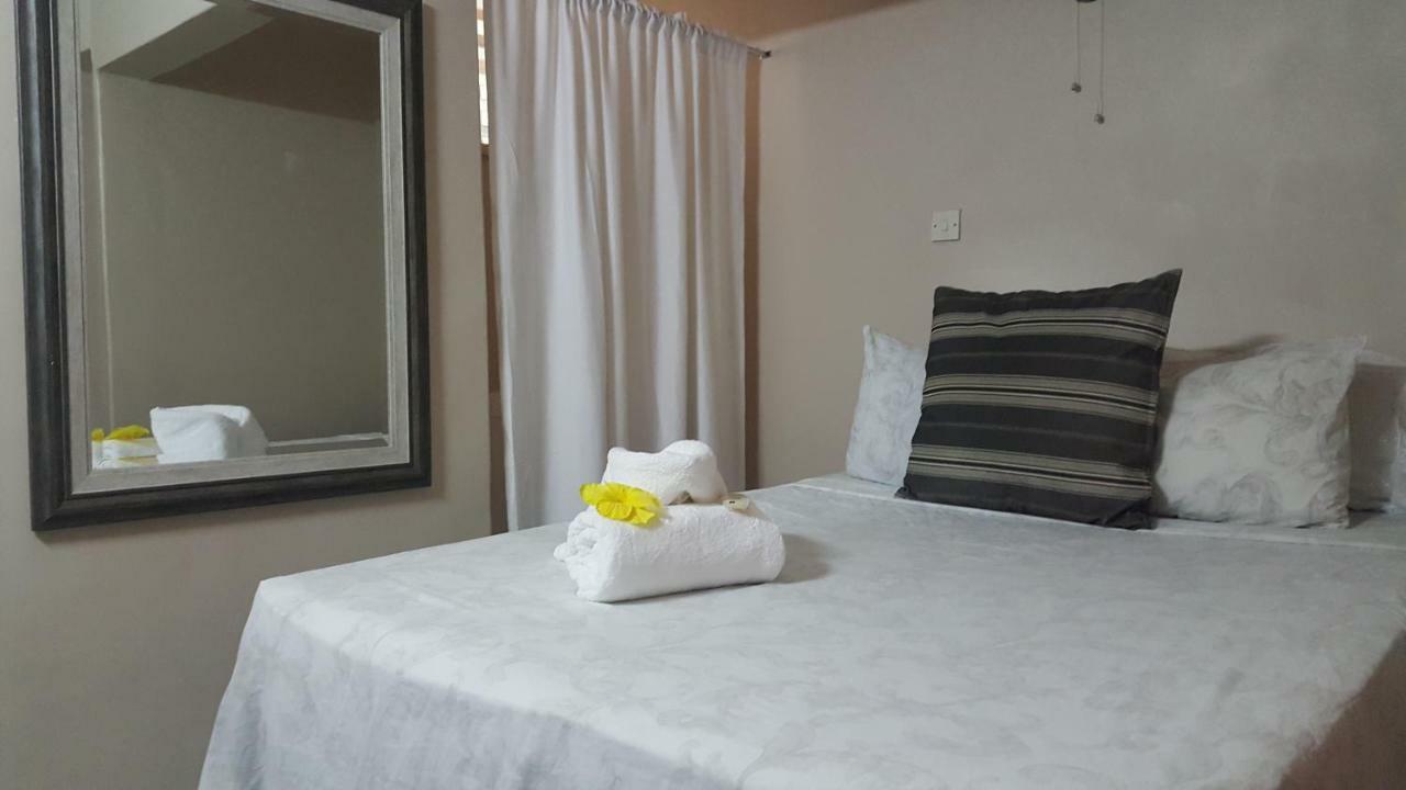 Rainbow Inn Grenville ภายนอก รูปภาพ